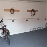 Radgarage mit E-Bike Ladestationen